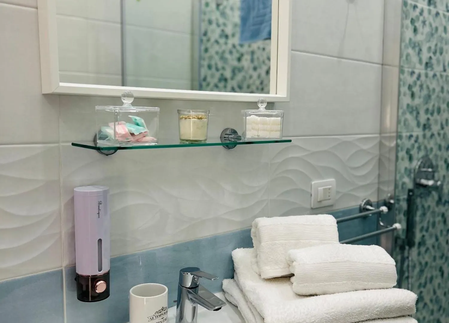 Airport Air Terminal 21 Apartment Naples